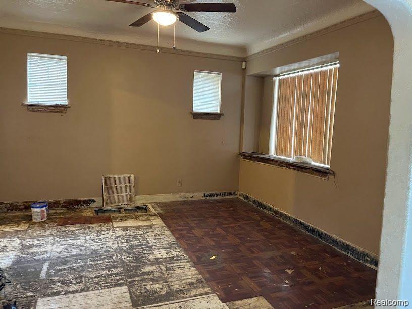 5761 Devonshire Road Detroit, MI 48224 - Photo 3 of 16