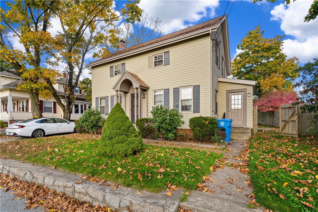 345 River Road Lincoln, RI 02865 - Photo 3 of 15