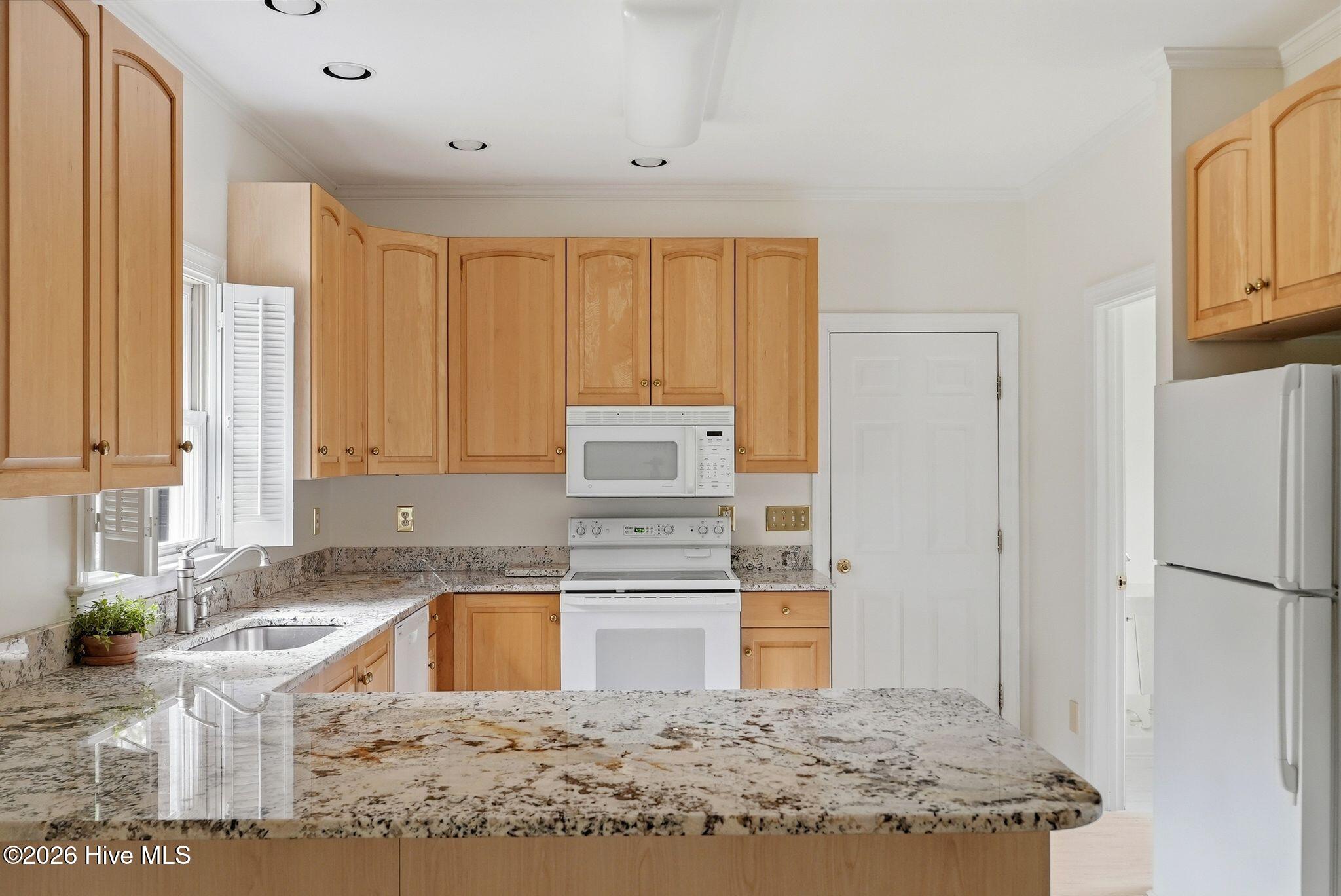 7 Riviera Drive Pinehurst, NC 28374 - Photo 16 of 43