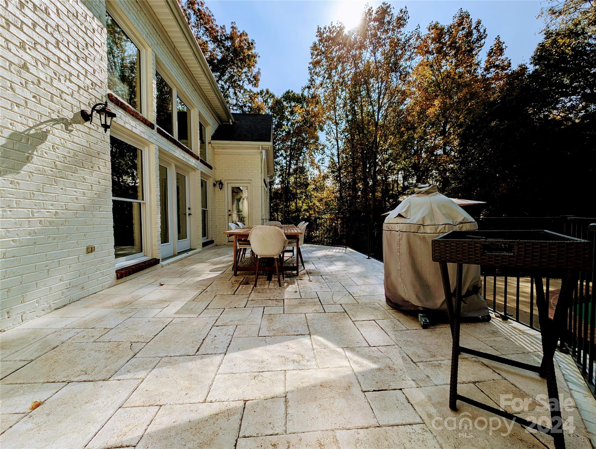 640 Amberly Crossing Fort Mill, SC 29708 - Photo 37 of 45 a view of outdoor space with seating area