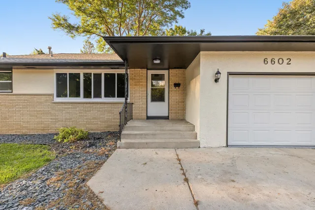 $342,900 | 6602 36th Avenue North, Crystal, MN 55427