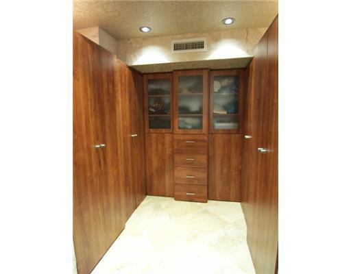 3409 Robbins Road Pompano Beach, FL 33062 - Photo 17 of 25 Master Bath/Spa