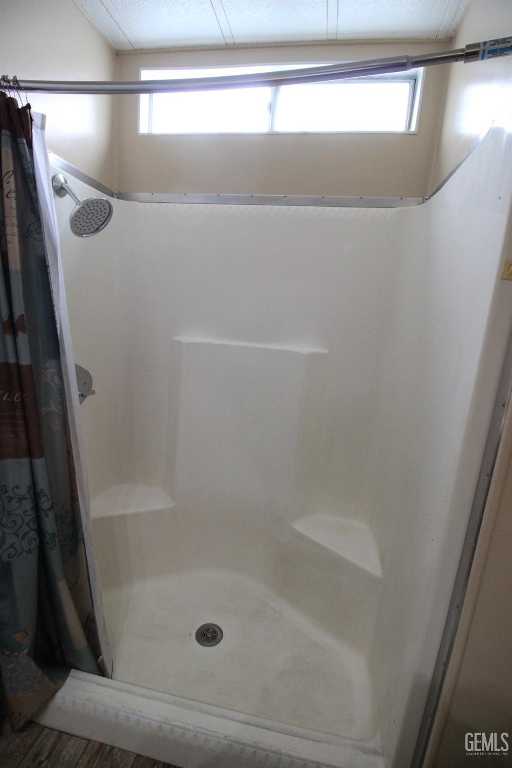 Undisclosed Address Dinuba, CA 93618 - Photo 11 of 27