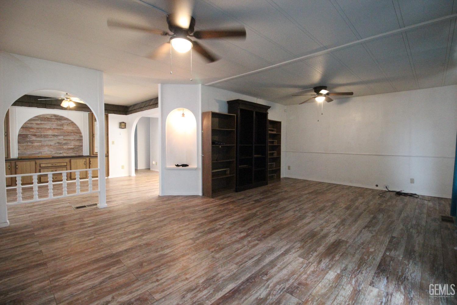 Undisclosed Address Dinuba, CA 93618 - Photo 5 of 27