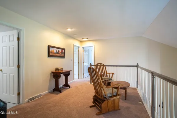 $569,000 | 11 Mallard Cove, Malta, NY 12019