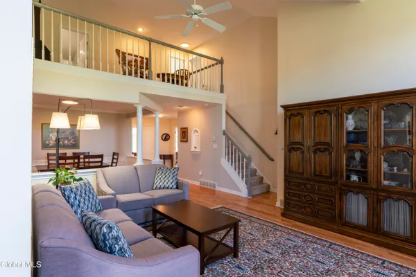 $569,000 | 11 Mallard Cove, Malta, NY 12019