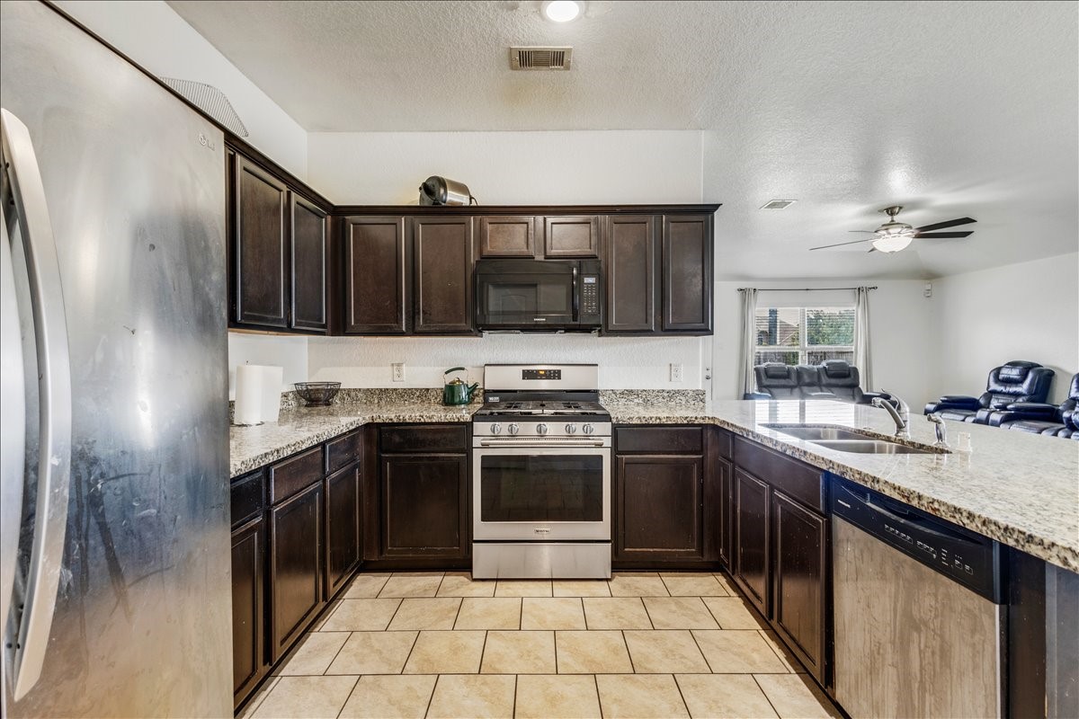 23502 Dukes Run Drive Spring, TX 77373 - Photo 4 of 27