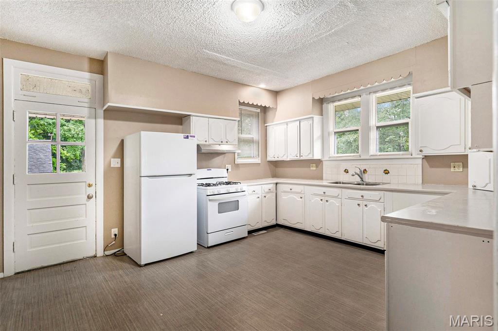 11714 Larimore Road St. Louis, MO 63138 - Photo 6 of 17