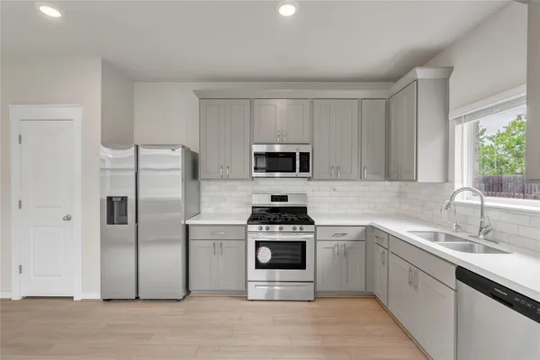 $2,395 | 17104 Crane Fly Drive, Unit D, Pflugerville, TX 78660