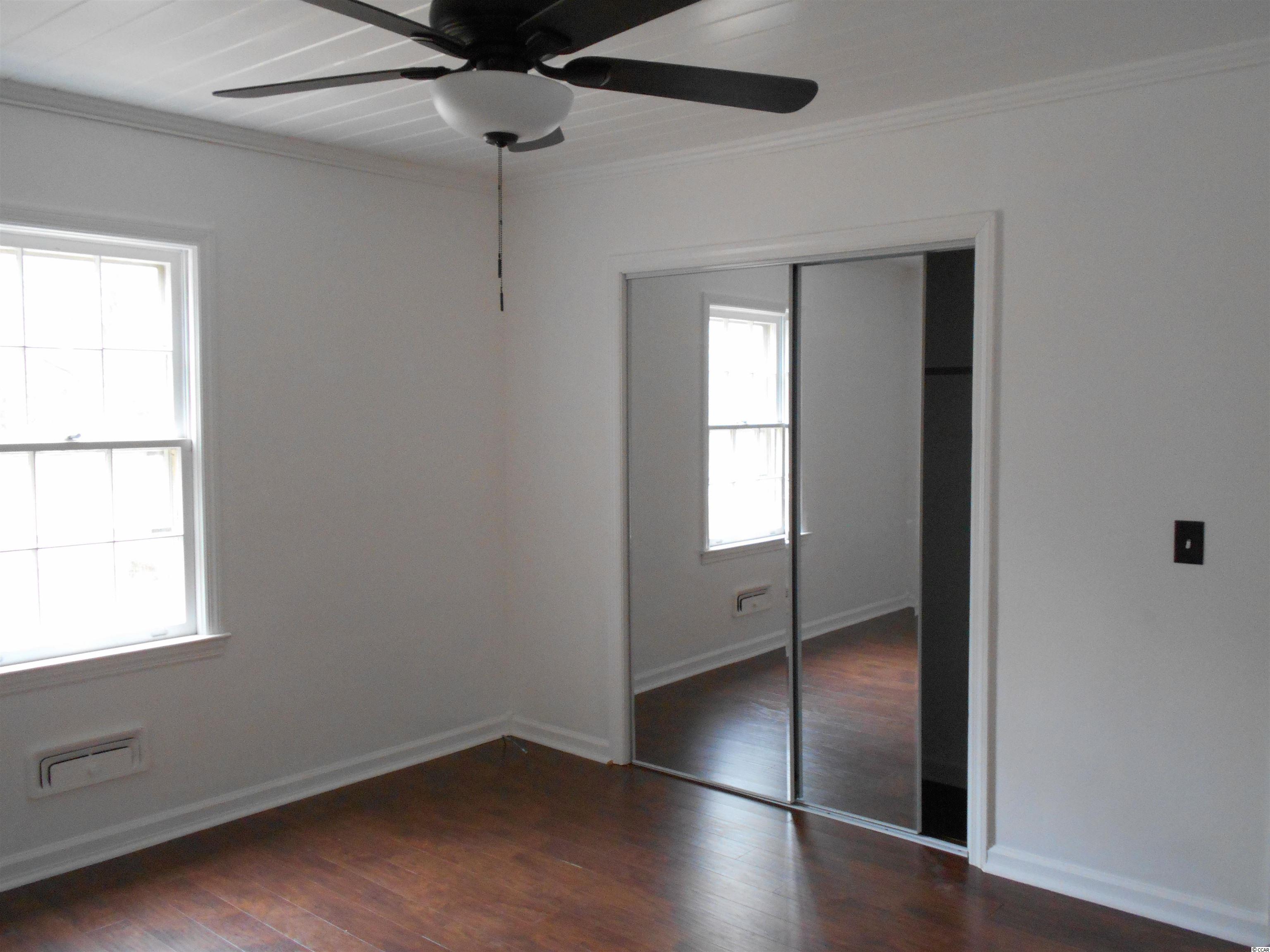 219 East Marion Street Mullins, SC 29574 - Photo 6 of 25