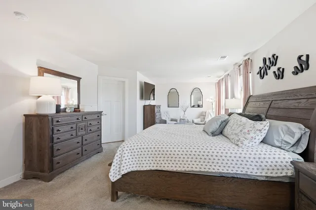 $799,900 | 870 Sweet Birch Drive, Middletown, DE 19709