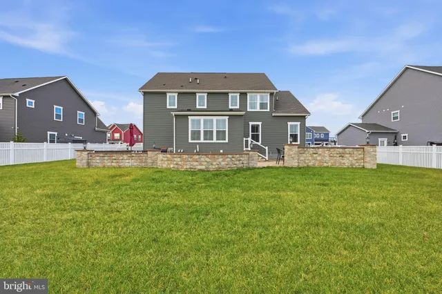 $799,900 | 870 Sweet Birch Drive, Middletown, DE 19709