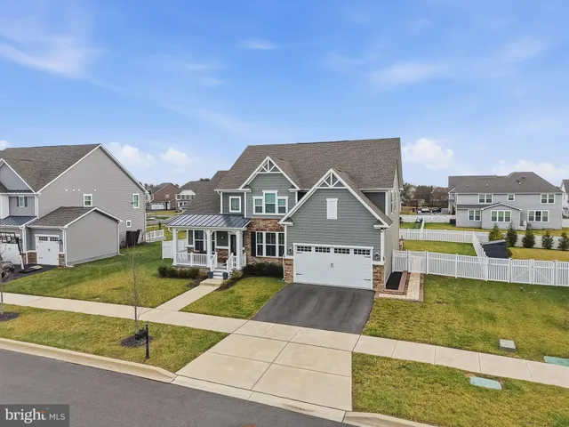 $799,900 | 870 Sweet Birch Drive, Middletown, DE 19709