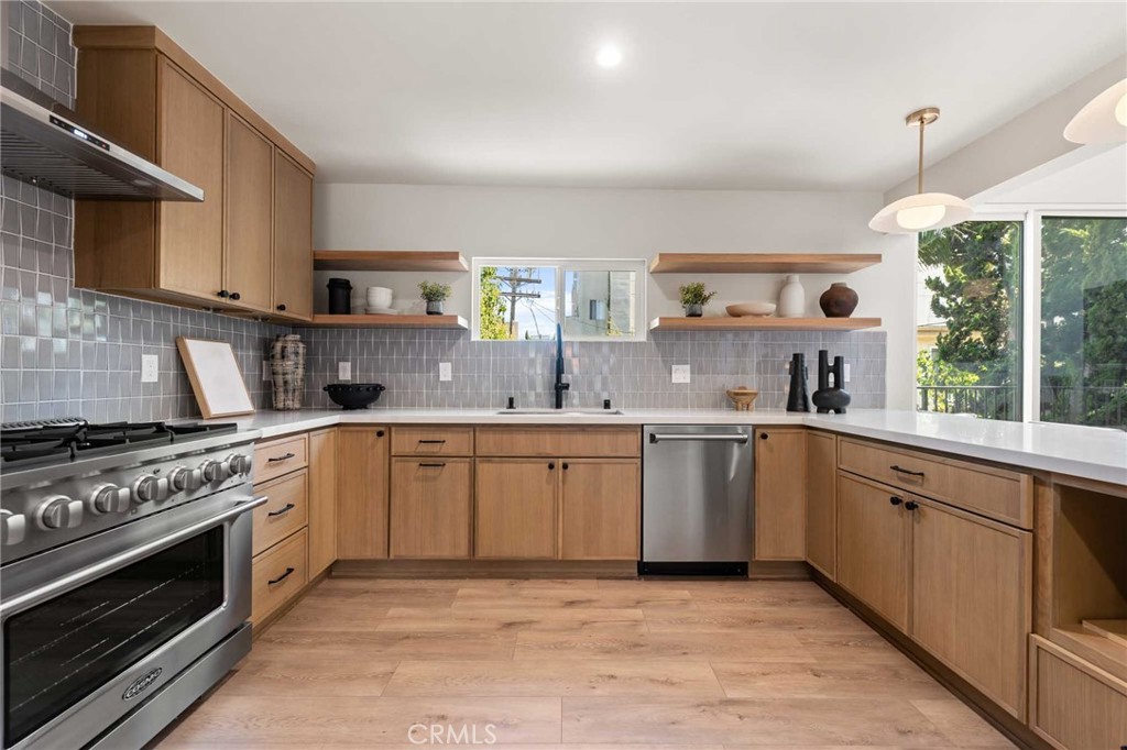 11916 Idaho Avenue Los Angeles, CA 90025 - Photo 18 of 68