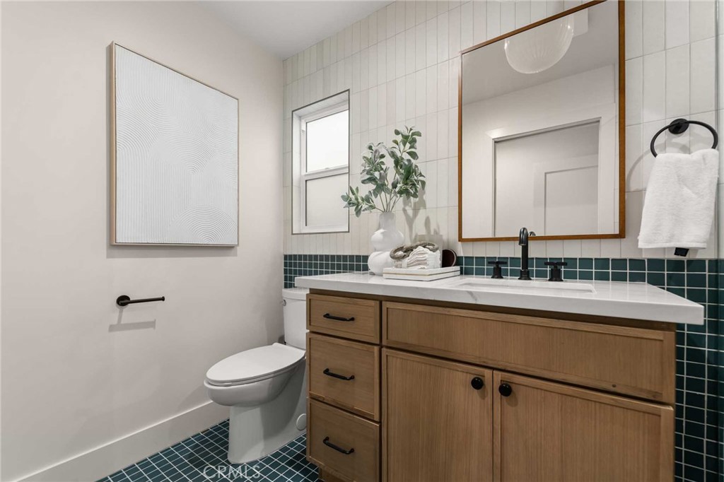 11916 Idaho Avenue Los Angeles, CA 90025 - Photo 32 of 68