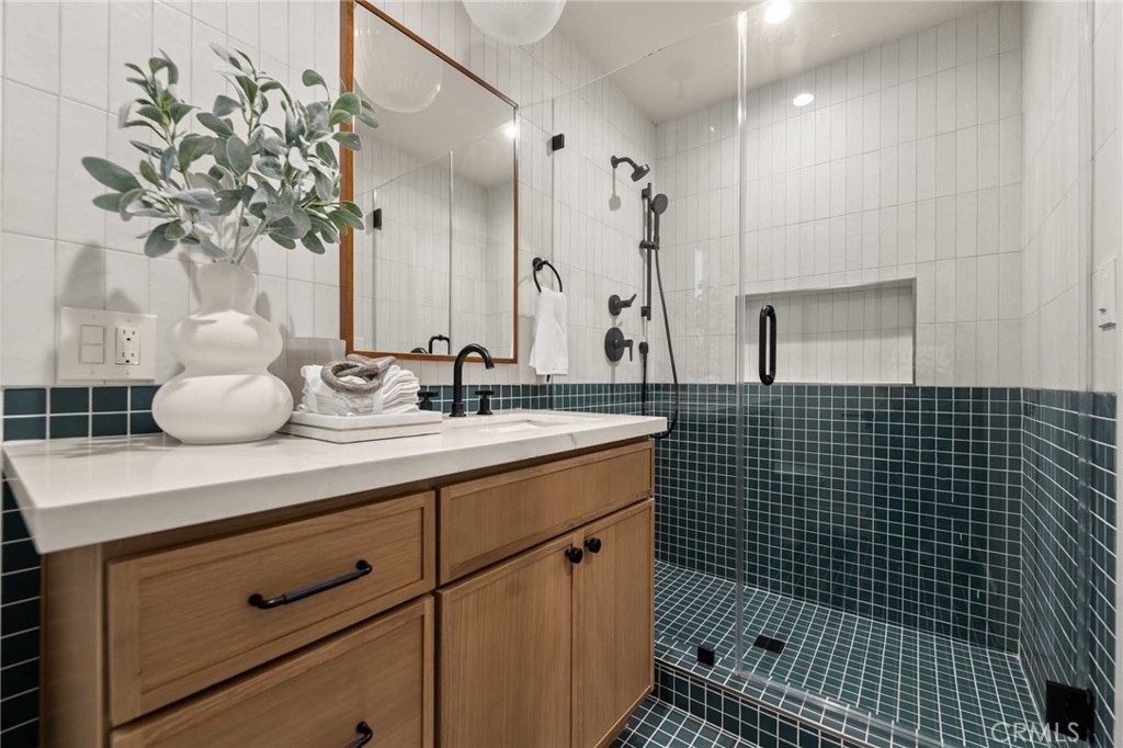 11916 Idaho Avenue Los Angeles, CA 90025 - Photo 33 of 68