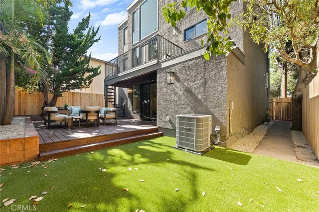 $2,199,000 | 11916 Idaho Avenue, Los Angeles, CA 90025