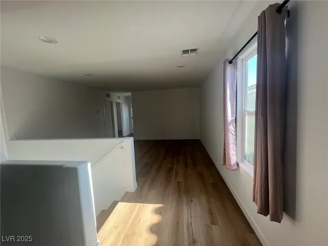 $2,250 | 6035 Coja Street, Las Vegas, NV 89113