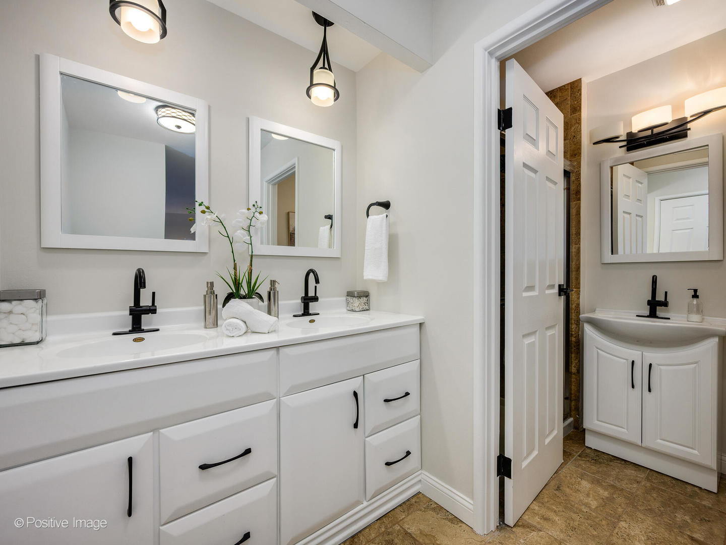526 Thomas Road Bolingbrook, IL 60440 - Photo 15 of 23 a bathroom with a sink and a mirror