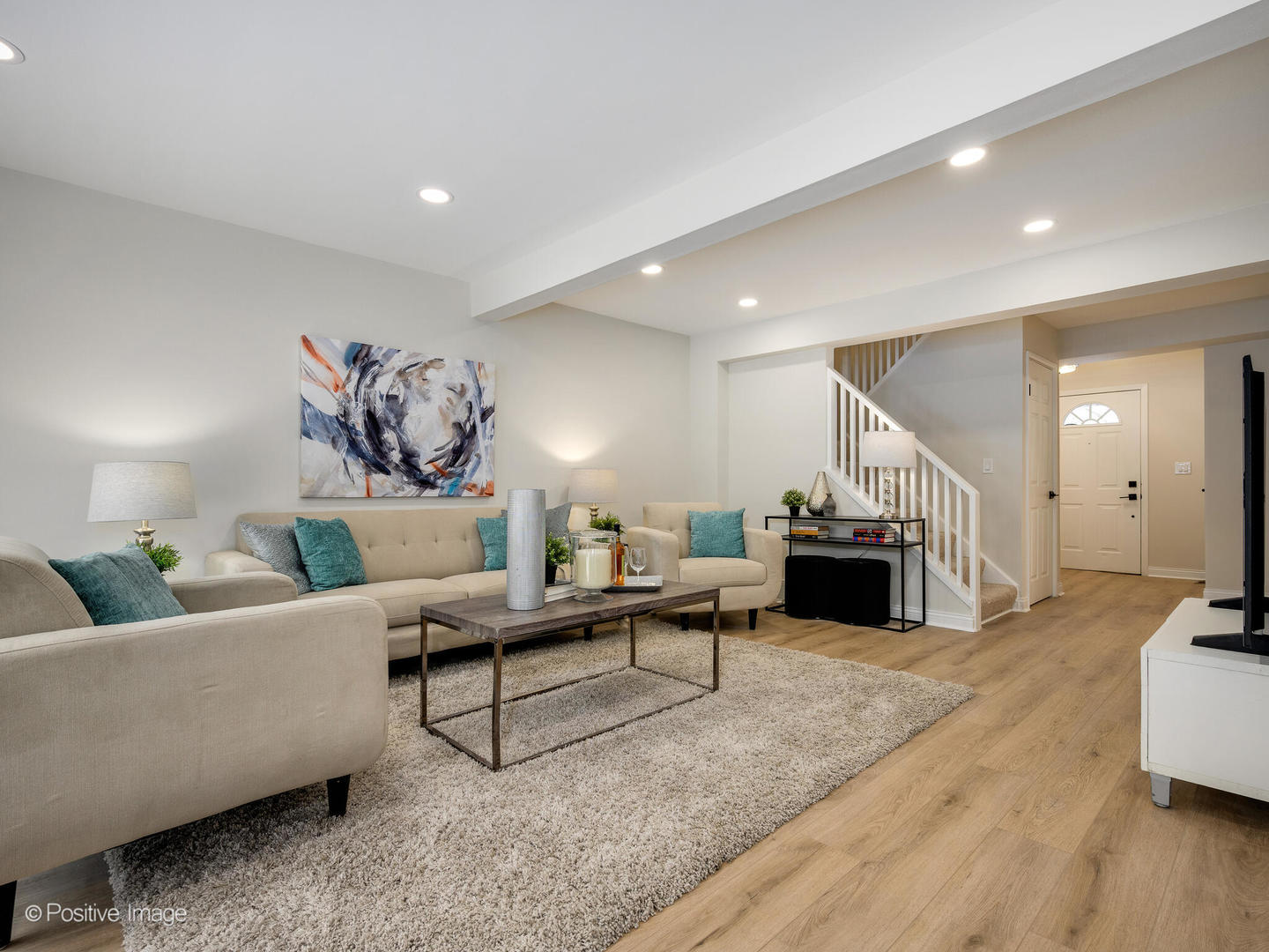 526 Thomas Road Bolingbrook, IL 60440 - Photo 4 of 23 a living room with furniture and a fireplace