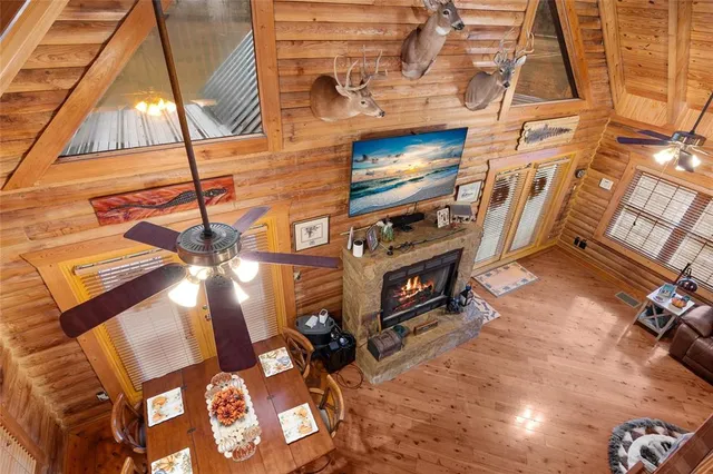 $875,000 | 306 Northeast Castagna Lane, Mayo, FL 32066