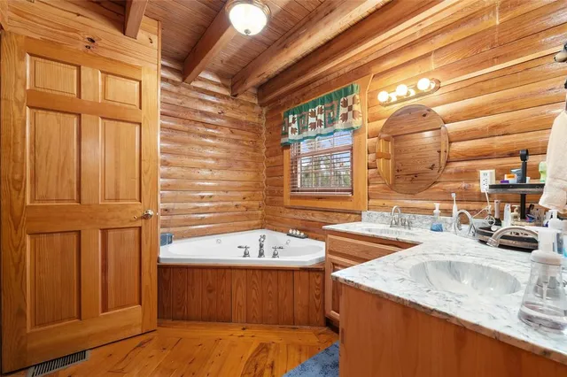 $875,000 | 306 Northeast Castagna Lane, Mayo, FL 32066