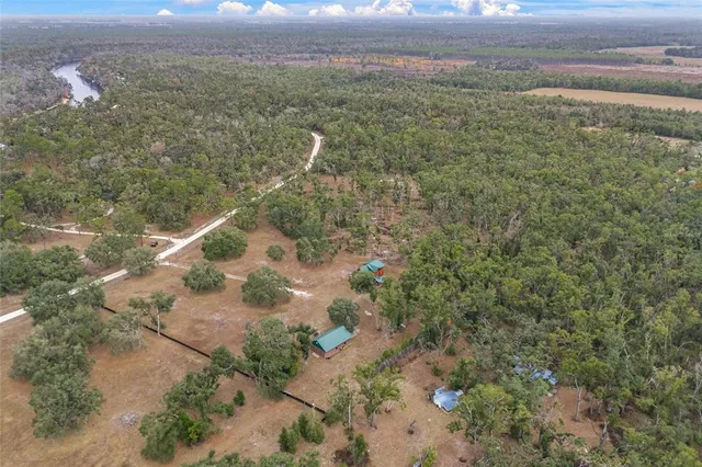 $875,000 | 306 Northeast Castagna Lane, Mayo, FL 32066