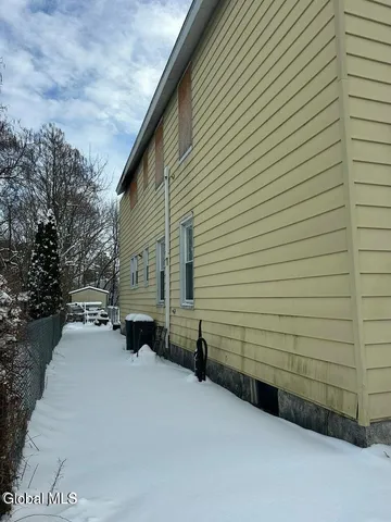 $170,000 | 2320 10th Avenue, Watervliet, NY 12189