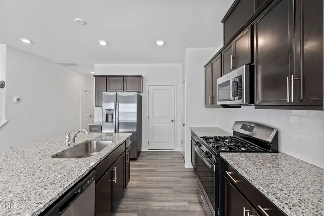 $1,650 | 421 Venetian Drive, Sanford, NC 27330