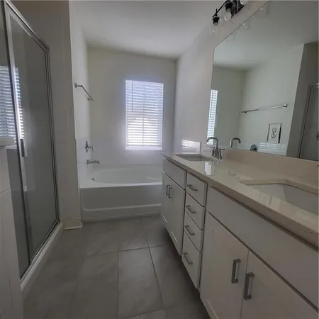 $1,950 | 221 Auburn Vly Way, Auburn, GA 30011