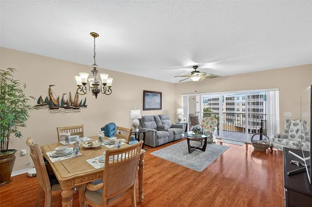 $359,900 | 1200 Country Club Drive, Unit 4405, Largo, FL 33771