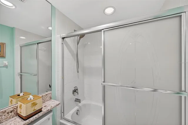 $359,900 | 1200 Country Club Drive, Unit 4405, Largo, FL 33771