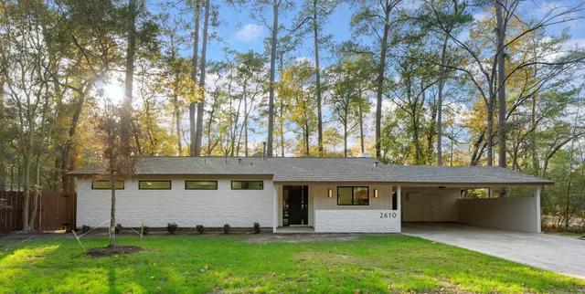 $2,595 | 2610 North Red Cedar Circle, The Woodlands, TX 77380