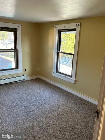 $1,450 | 12 Delaware Avenue, Salem, NJ 08079