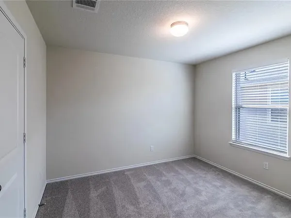 $2,100 | 1525 Cliffbrake Way, Georgetown, TX 78626