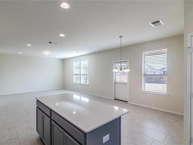 1525 Cliffbrake Way Georgetown, TX 78626 - Photo 6 of 26