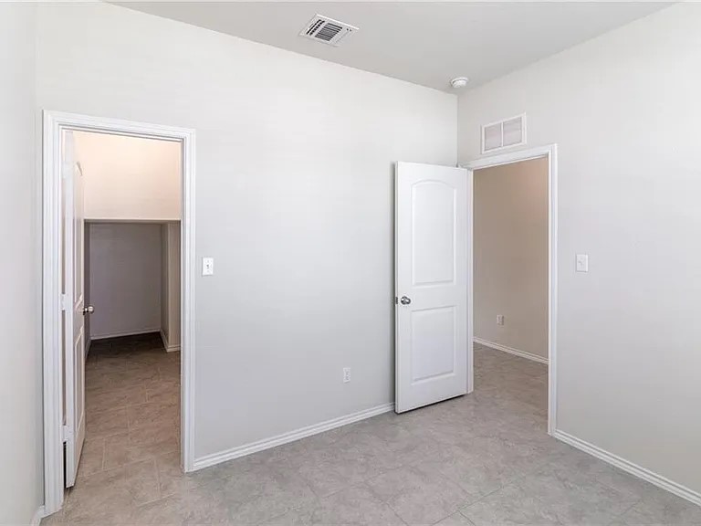 1525 Cliffbrake Way Georgetown, TX 78626 - Photo 9 of 26