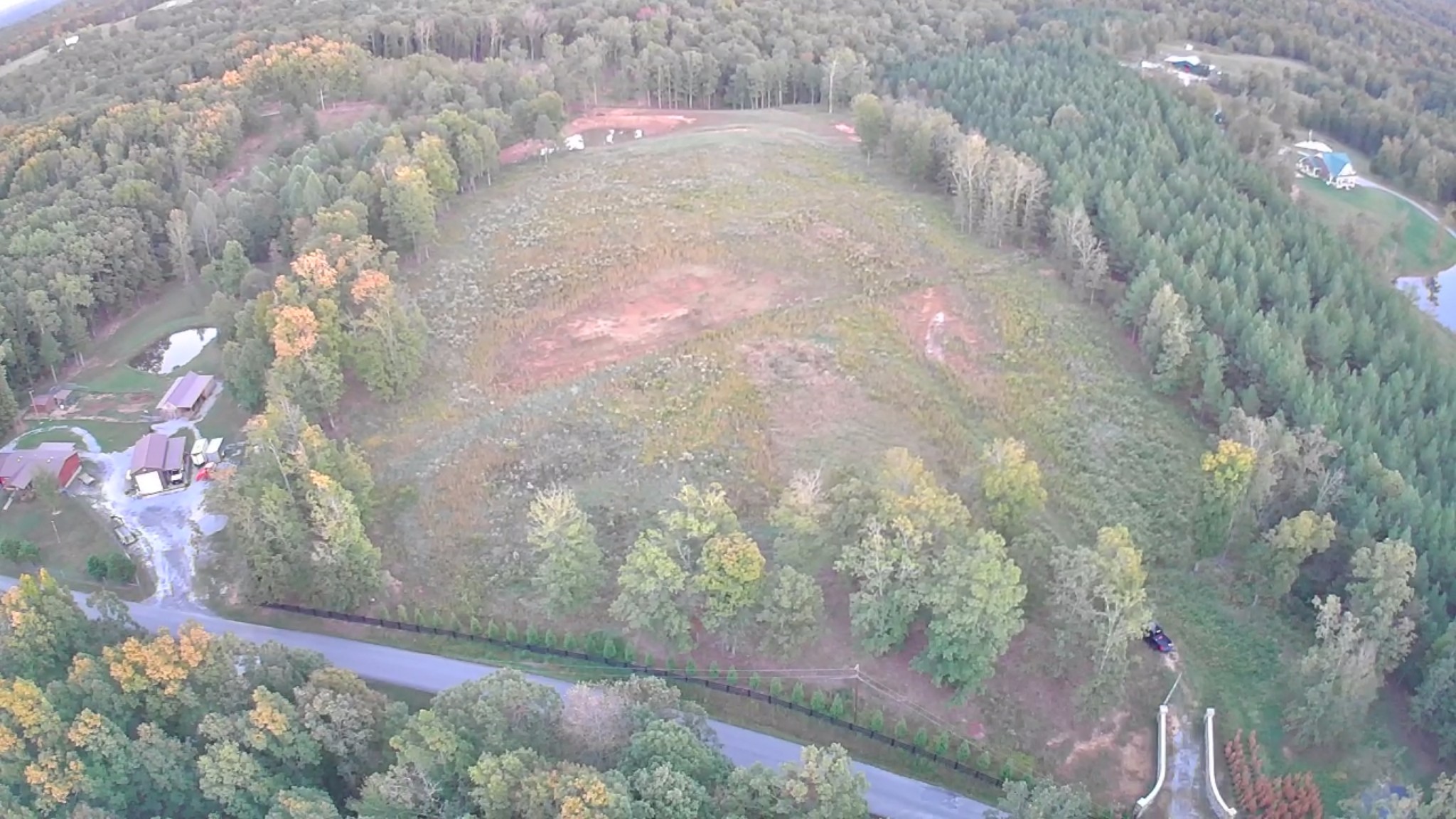 1450 Tummins Road McEwen, TN 37101 - Photo 8 of 11 a backyard of a house