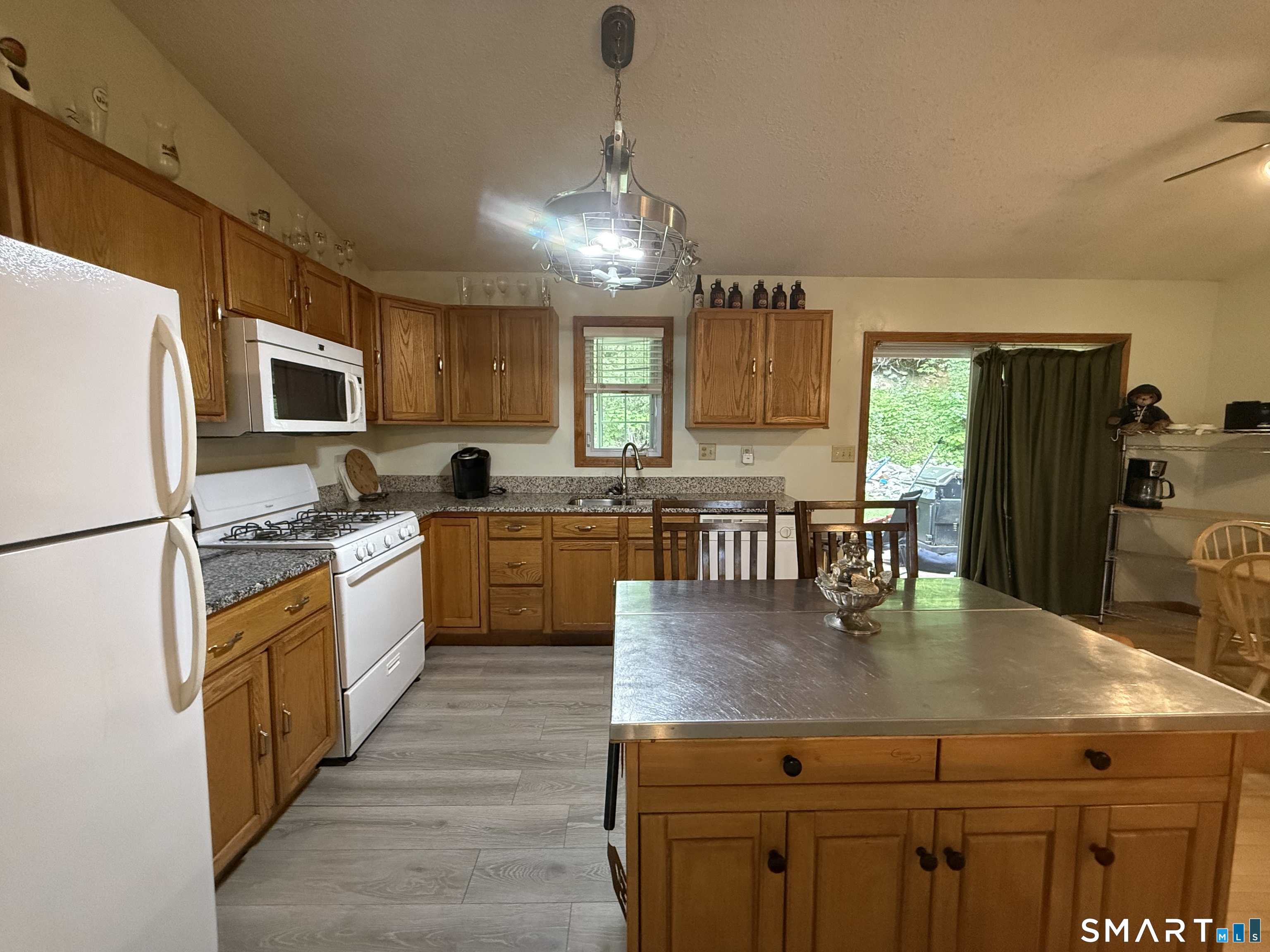 257 Snake Meadow Road Moosup, CT 06354 - Photo 15 of 37