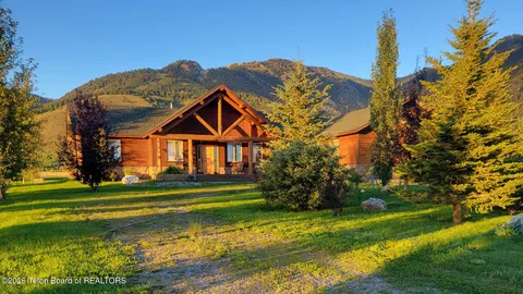 $1,700,000 | 1384 County Road 110, Etna, WY 83118
