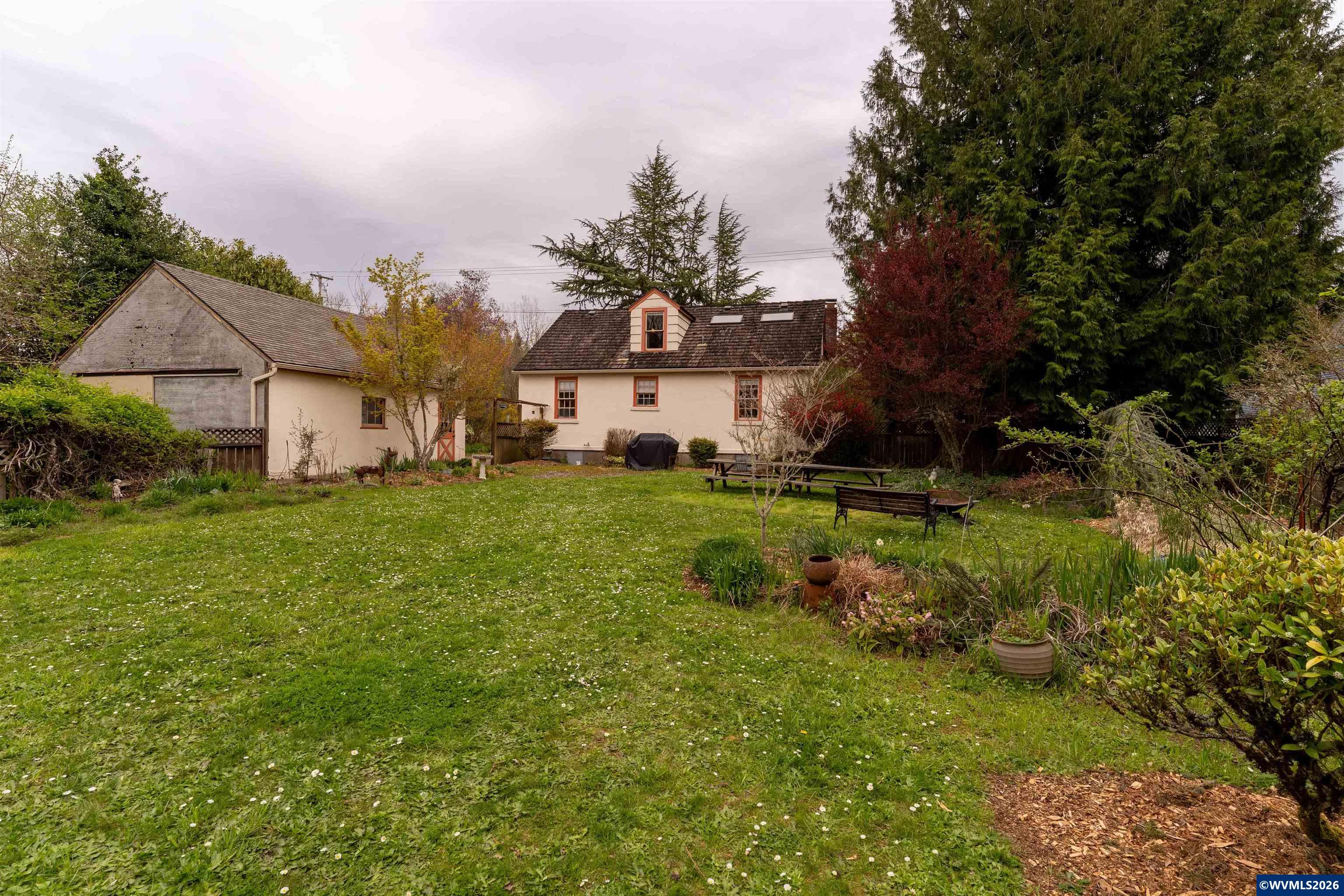 1370 Southwest 35th Street Corvallis, OR 97333 - Photo 34 of 40