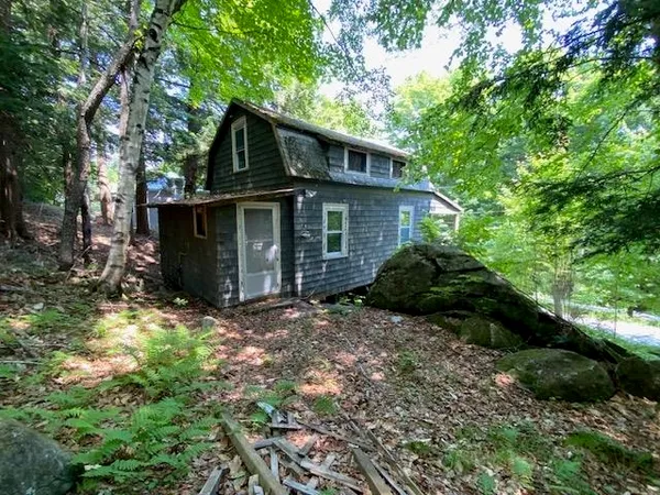 $218,500 | 43 Newbury Heights Road, Newbury, NH 03255