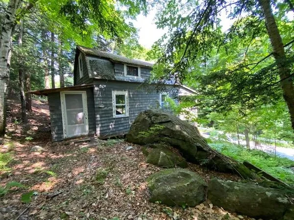 $218,500 | 43 Newbury Heights Road, Newbury, NH 03255