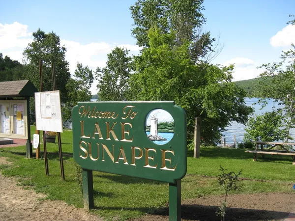 $218,500 | 43 Newbury Heights Road, Newbury, NH 03255