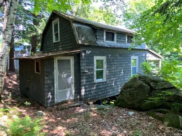 $218,500 | 43 Newbury Heights Road, Newbury, NH 03255