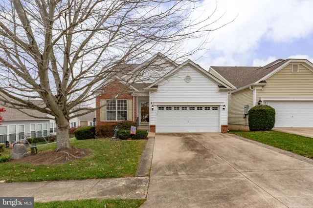 $555,000 | 164 Bridgewater Circle, Fredericksburg, VA 22406