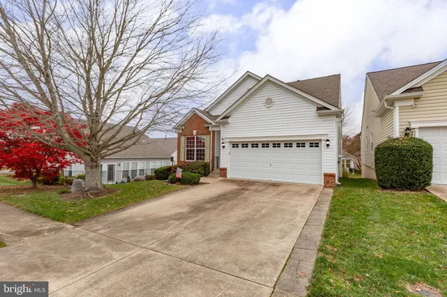 $555,000 | 164 Bridgewater Circle, Fredericksburg, VA 22406