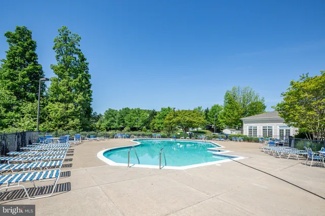 $555,000 | 164 Bridgewater Circle, Fredericksburg, VA 22406