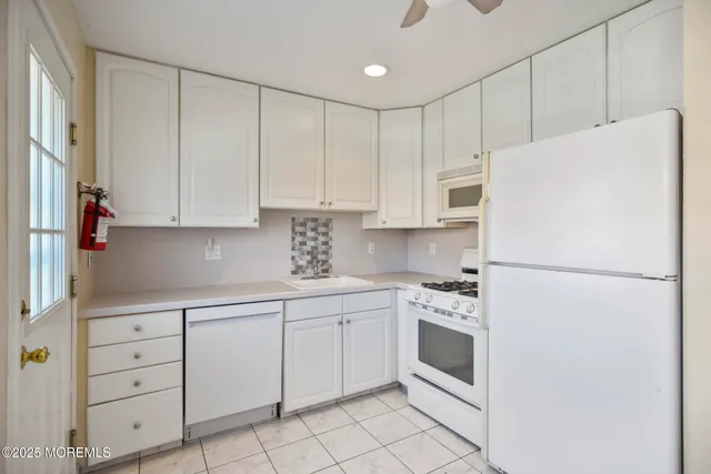 $1,900 | 12 A Laurel Place, Eatontown, NJ 07724