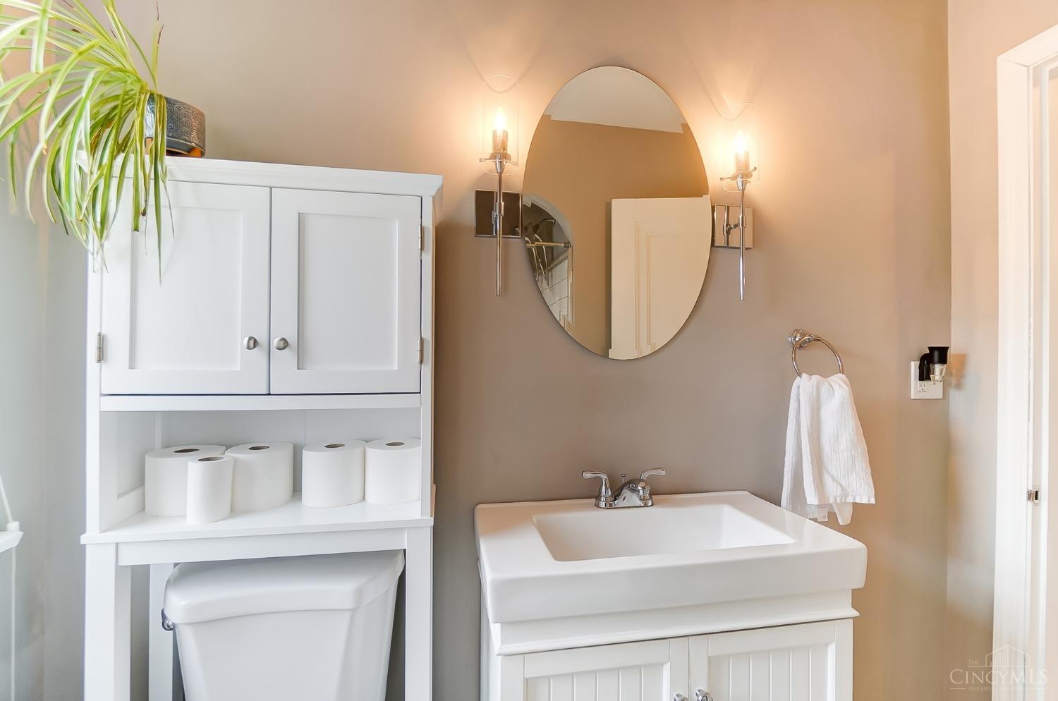 7174 Dunn Road Cincinnati, OH 45230 - Photo 24 of 58 Gallery Image 24